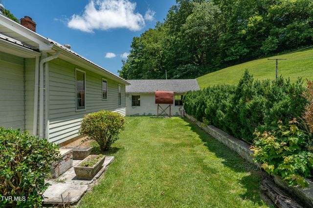 1570 Highway 321, Hampton, TN 37658