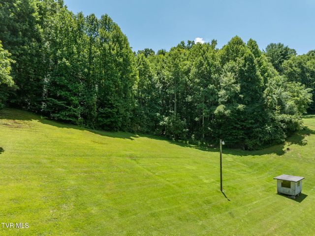1570 Highway 321, Hampton, TN 37658