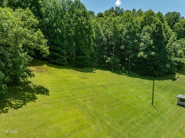 1570 Highway 321, Hampton, TN 37658