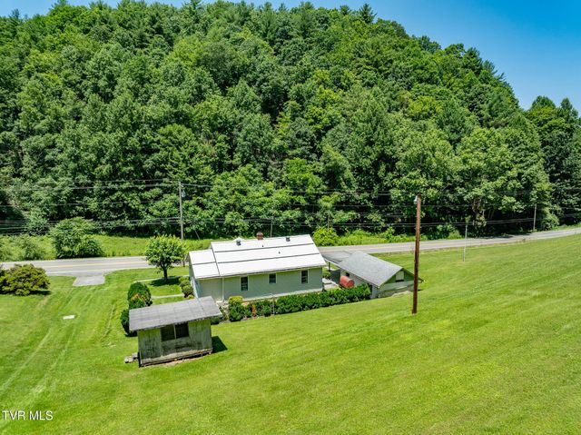 1570 Highway 321, Hampton, TN 37658