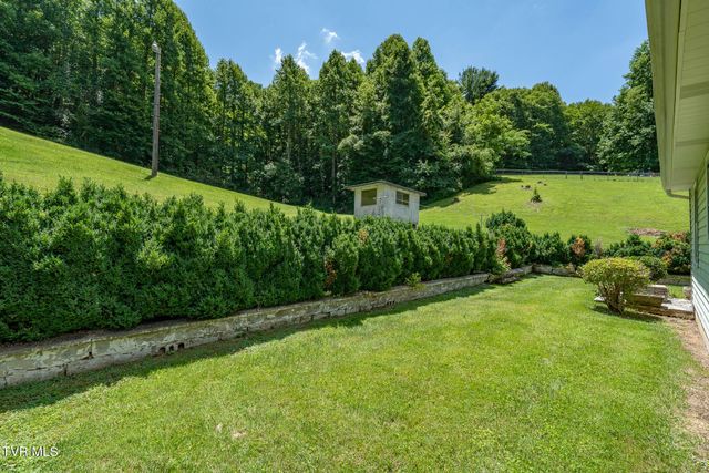 1570 Highway 321, Hampton, TN 37658