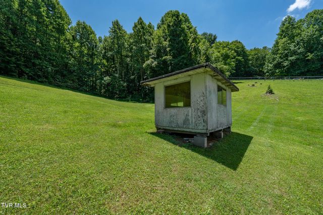 1570 Highway 321, Hampton, TN 37658