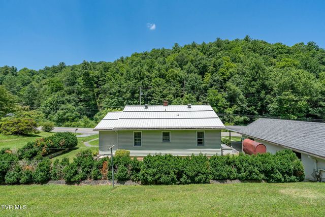 1570 Highway 321, Hampton, TN 37658