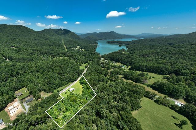 1570 Highway 321, Hampton, TN 37658