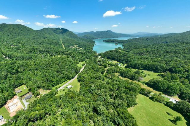 1570 Highway 321, Hampton, TN 37658