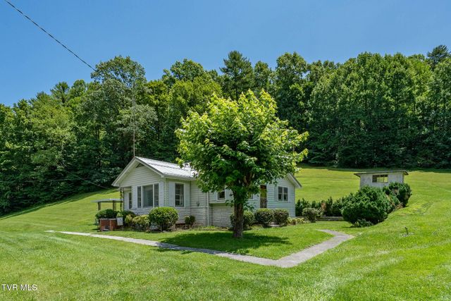 1570 Highway 321, Hampton, TN 37658