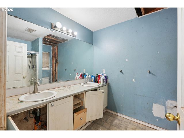 14098 Se SUMMERFIELD Loop, Happy Valley, OR 97086