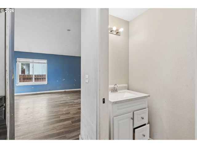 14098 Se SUMMERFIELD Loop, Happy Valley, OR 97086