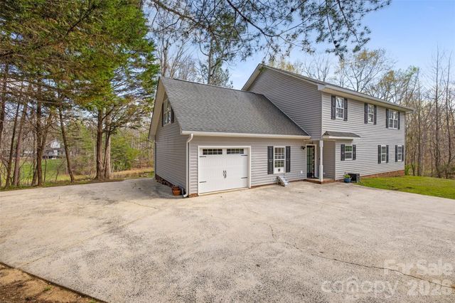 5980 Quarter Mile Road, Clover, SC 29710