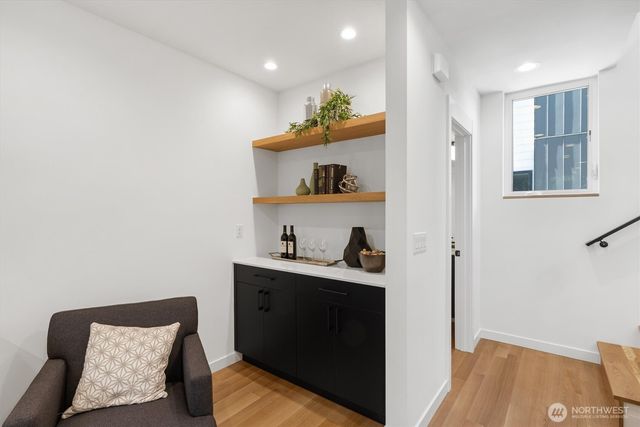 3646 B Greenwood Avenue N, Seattle, WA 98103