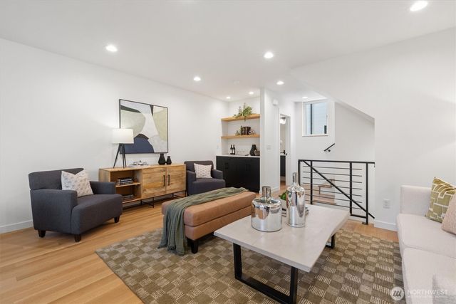 3646 B Greenwood Avenue N, Seattle, WA 98103