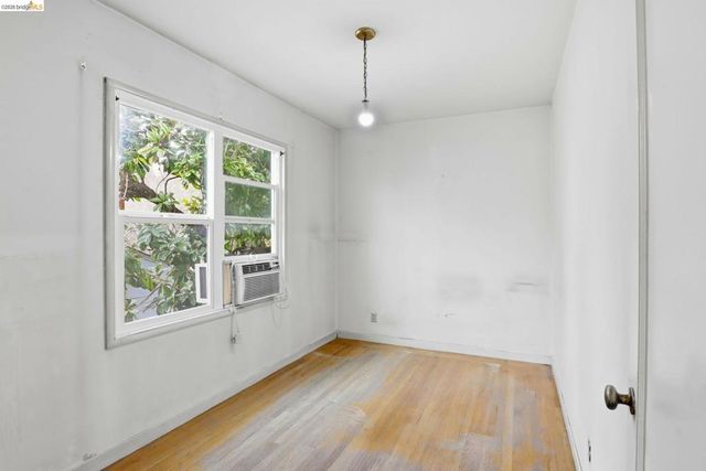 4445 4445 Tompkins Avenue, Oakland, CA 94619