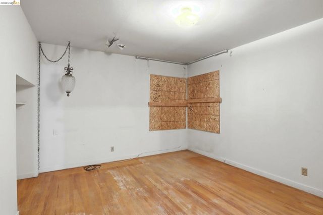 4445 4445 Tompkins Avenue, Oakland, CA 94619