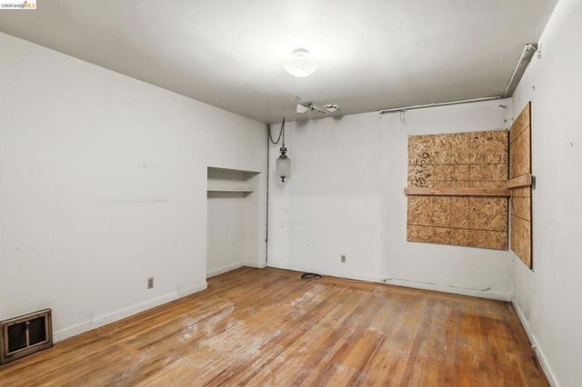 4445 4445 Tompkins Avenue, Oakland, CA 94619