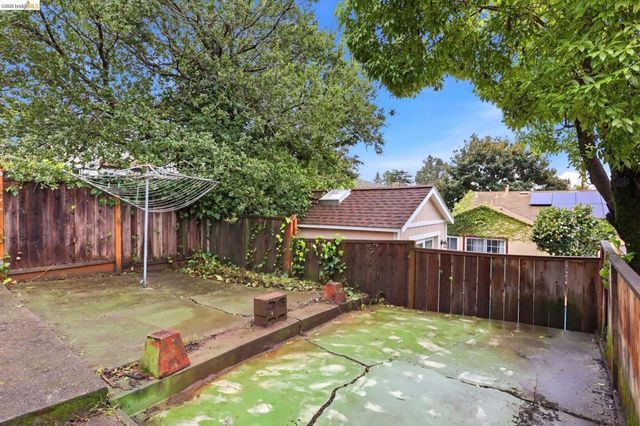 4445 4445 Tompkins Avenue, Oakland, CA 94619