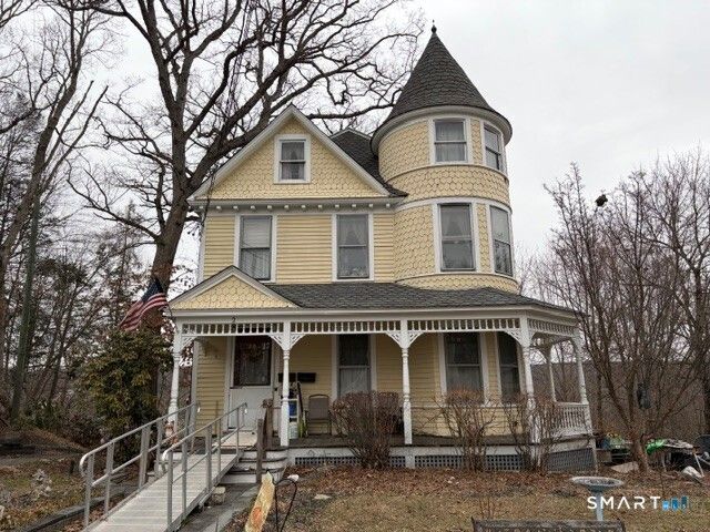 2 Salem Street, Naugatuck, CT 06770