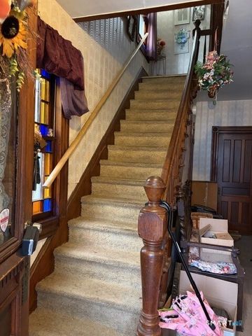 2 Salem Street, Naugatuck, CT 06770