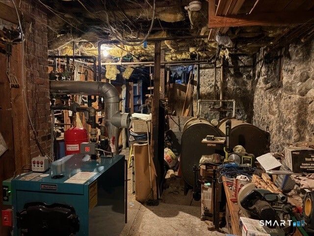 2 Salem Street, Naugatuck, CT 06770