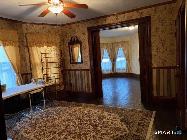 2 Salem Street, Naugatuck, CT 06770