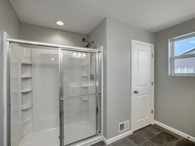 5581 Yucca Lane N, Plymouth, MN 55446