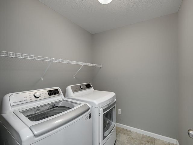 5581 Yucca Lane N, Plymouth, MN 55446