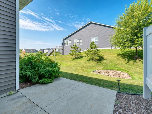 5581 Yucca Lane N, Plymouth, MN 55446