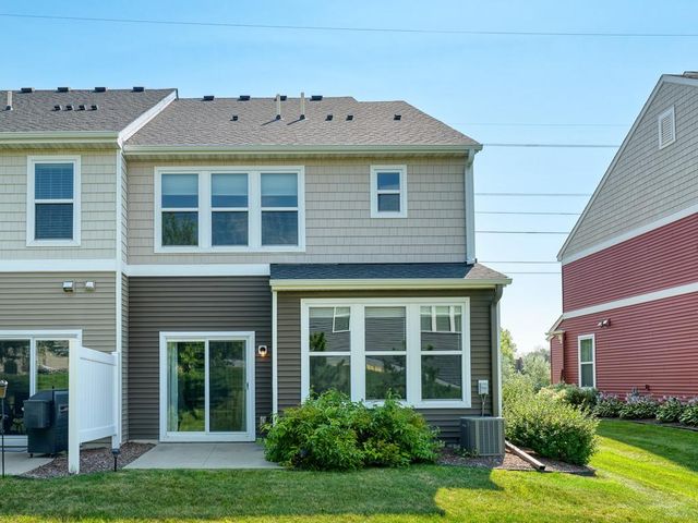 5581 Yucca Lane N, Plymouth, MN 55446