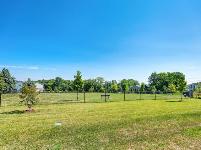 5581 Yucca Lane N, Plymouth, MN 55446