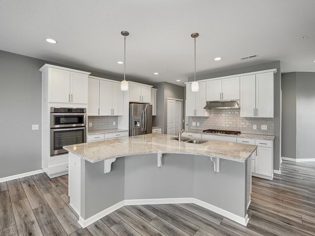 5581 Yucca Lane N, Plymouth, MN 55446