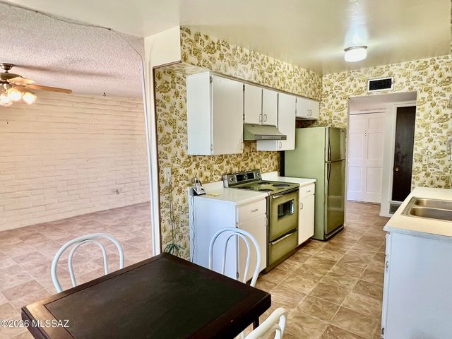 2955 S Kolb Road, Tucson, AZ 85730