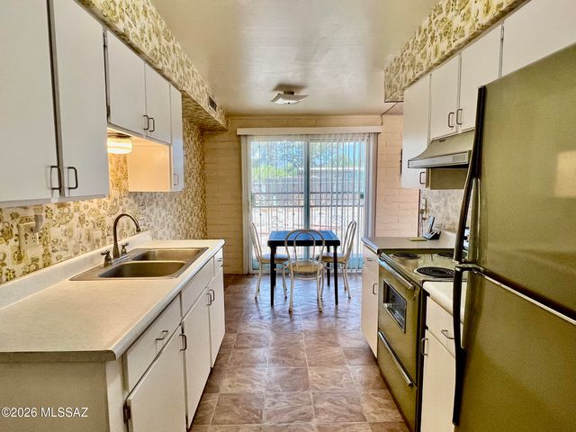 2955 S Kolb Road, Tucson, AZ 85730