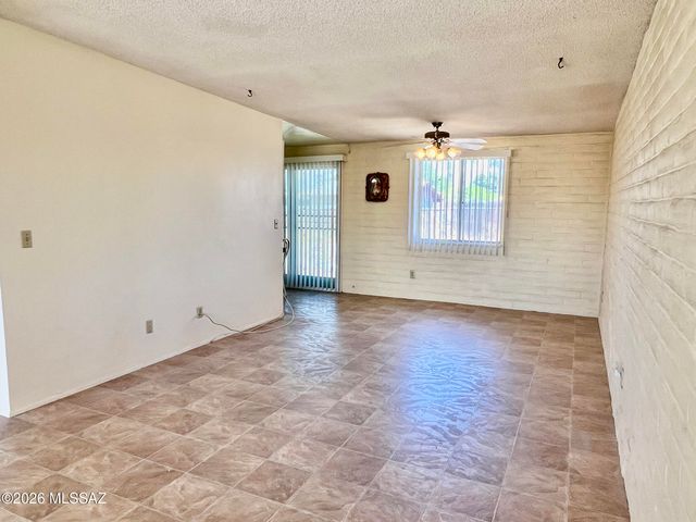 2955 S Kolb Road, Tucson, AZ 85730
