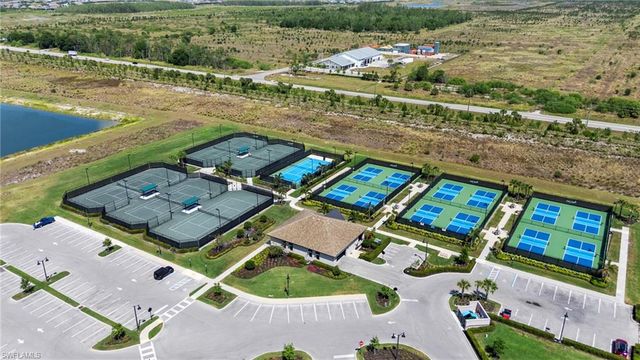 19701 Fox Grove DR, Estero, FL 33928