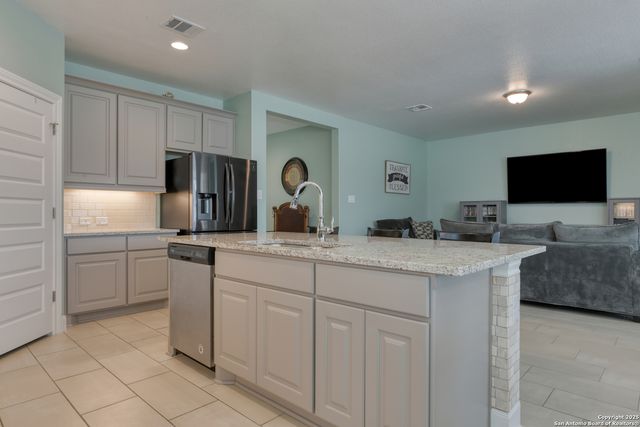 9407 Sundrop Valley, San Antonio, TX 78254
