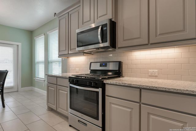 9407 Sundrop Valley, San Antonio, TX 78254