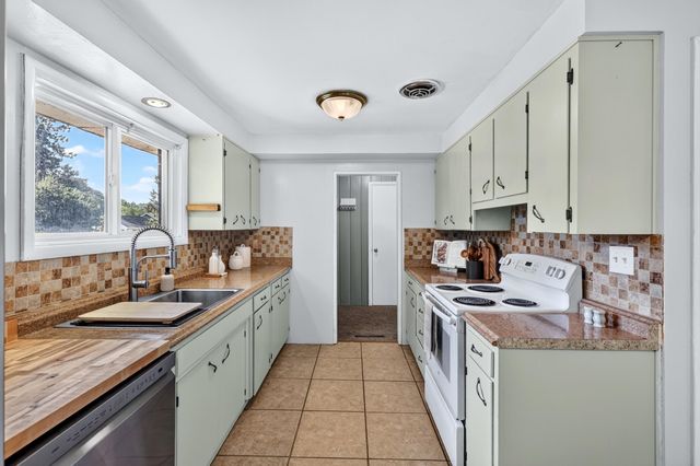 1625 E 8th Ave, Spokane, WA 99202