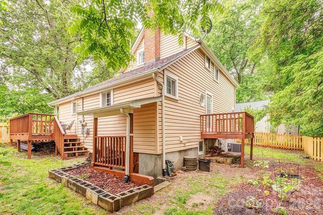 52 Gracelyn Road, Asheville, NC 28804