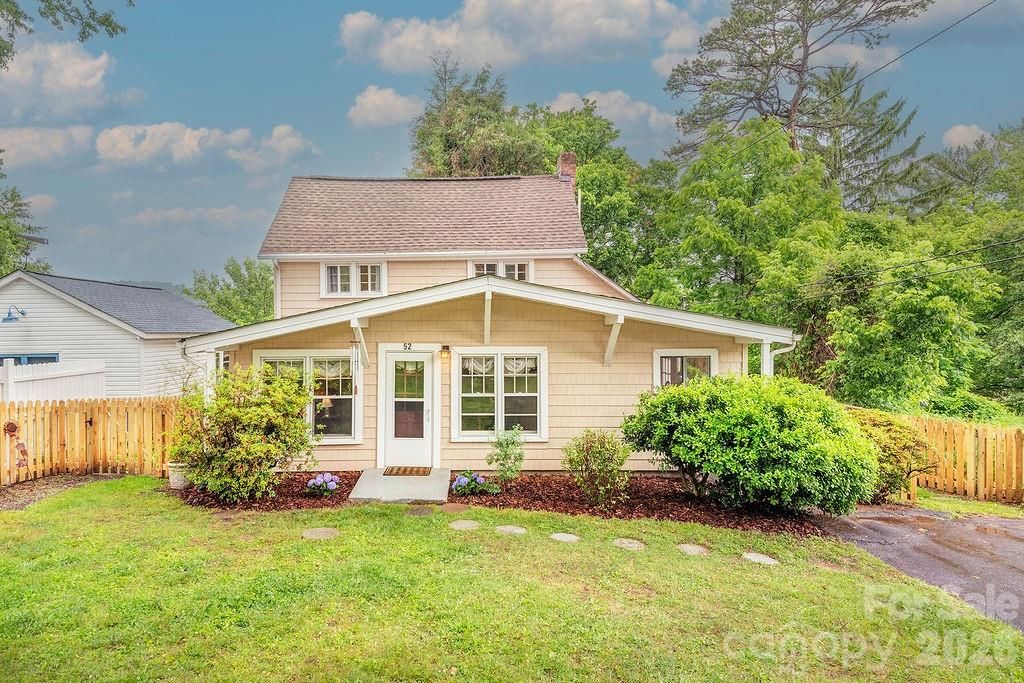 52 Gracelyn Road, Asheville, NC 28804