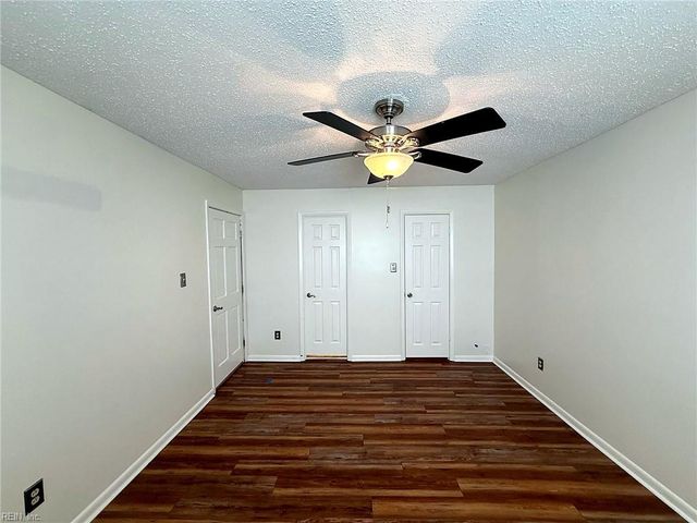 2308 Starfish Rd Apt 101, Virginia Beach, VA 23451