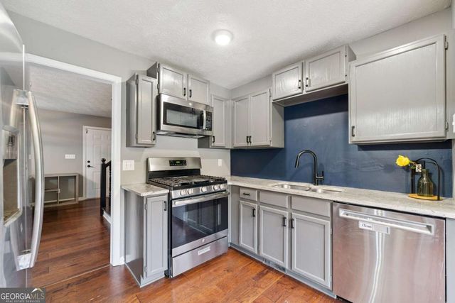 8020 Estee Drive, Cumming, GA 30028