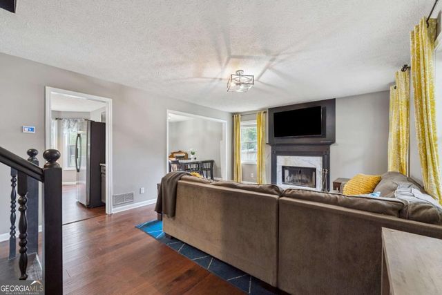 8020 Estee Drive, Cumming, GA 30028