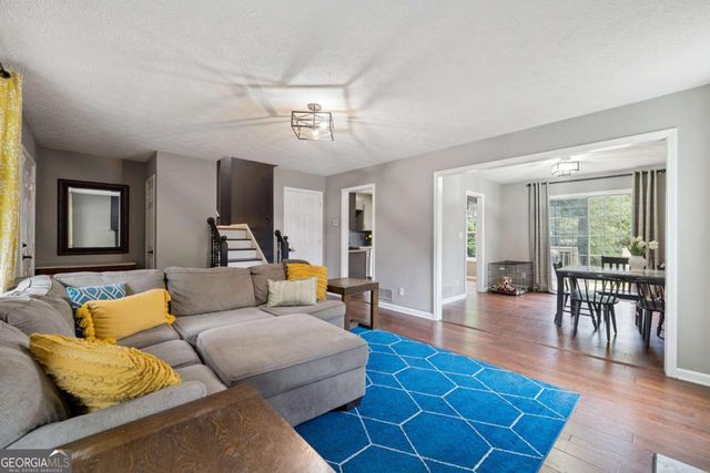 8020 Estee Drive, Cumming, GA 30028