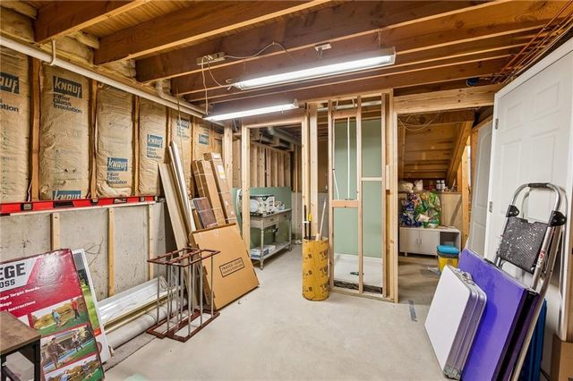 819 NE 116th Terrace, Kansas City, MO 64155