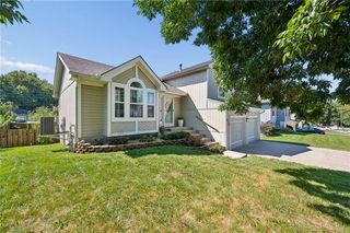 819 NE 116th Terrace, Kansas City, MO 64155