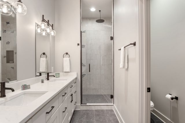 2912 Harlin Dr, Nashville, TN 37211