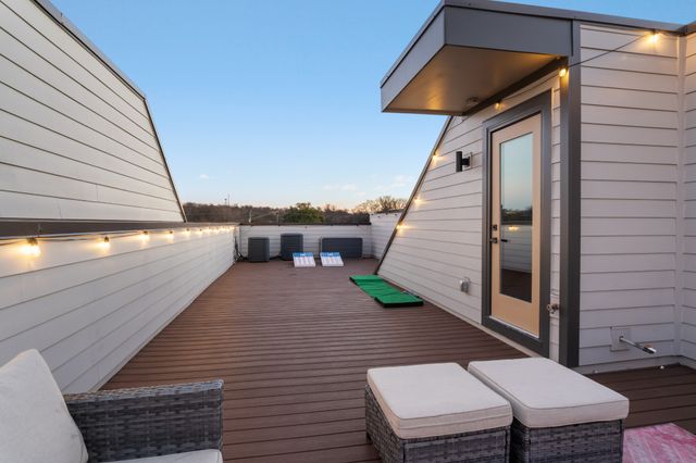 2912 Harlin Dr, Nashville, TN 37211