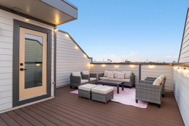 2912 Harlin Dr, Nashville, TN 37211