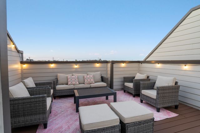 2912 Harlin Dr, Nashville, TN 37211