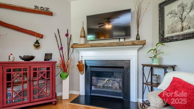 132 Half Moon Trail A, Hendersonville, NC 28792
