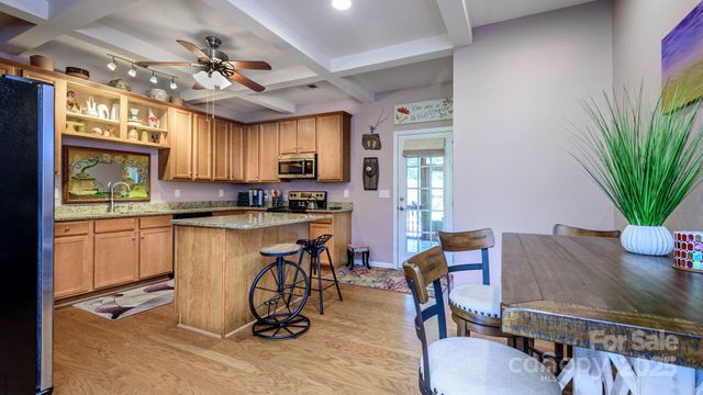 132 Half Moon Trail A, Hendersonville, NC 28792
